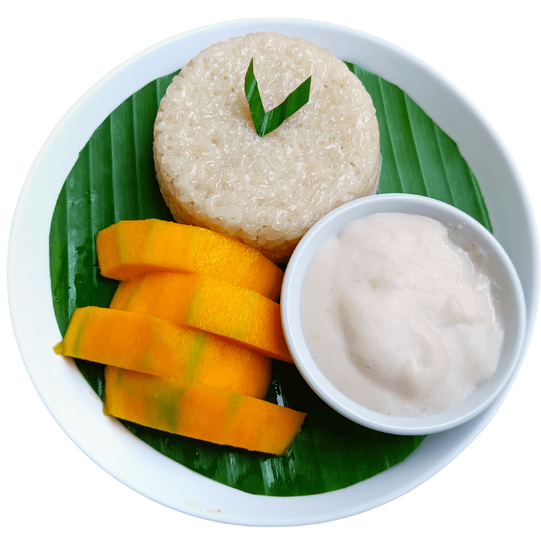 Dessert sticky rice mangue servi chez Nock Thai à Limoux, avec riz gluant, mangue fraîche et sauce crémeuse,